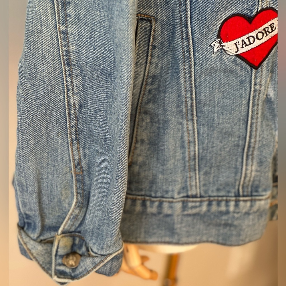 F21 embroidered tiger jean jacket distressed - Picture 9 of 10